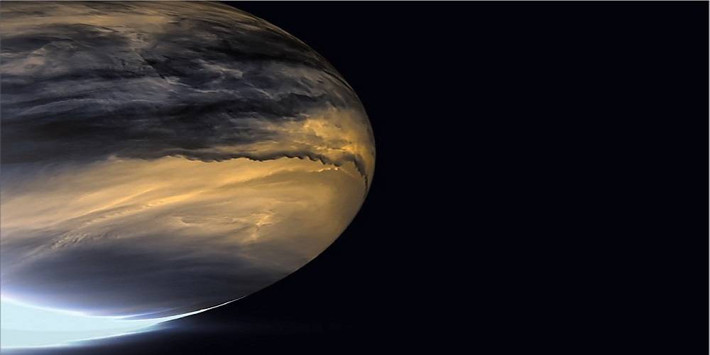 microbi in stratul noros a lui Venus