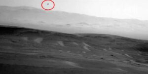 imaginile publicate de NASA cu o pasare pe Marte