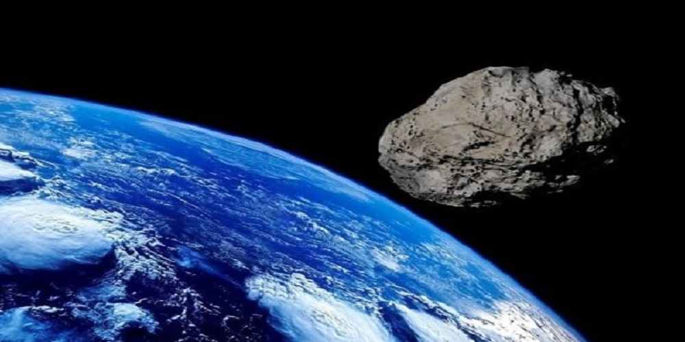 un asteroid va trece pe langa pamant in luna mai